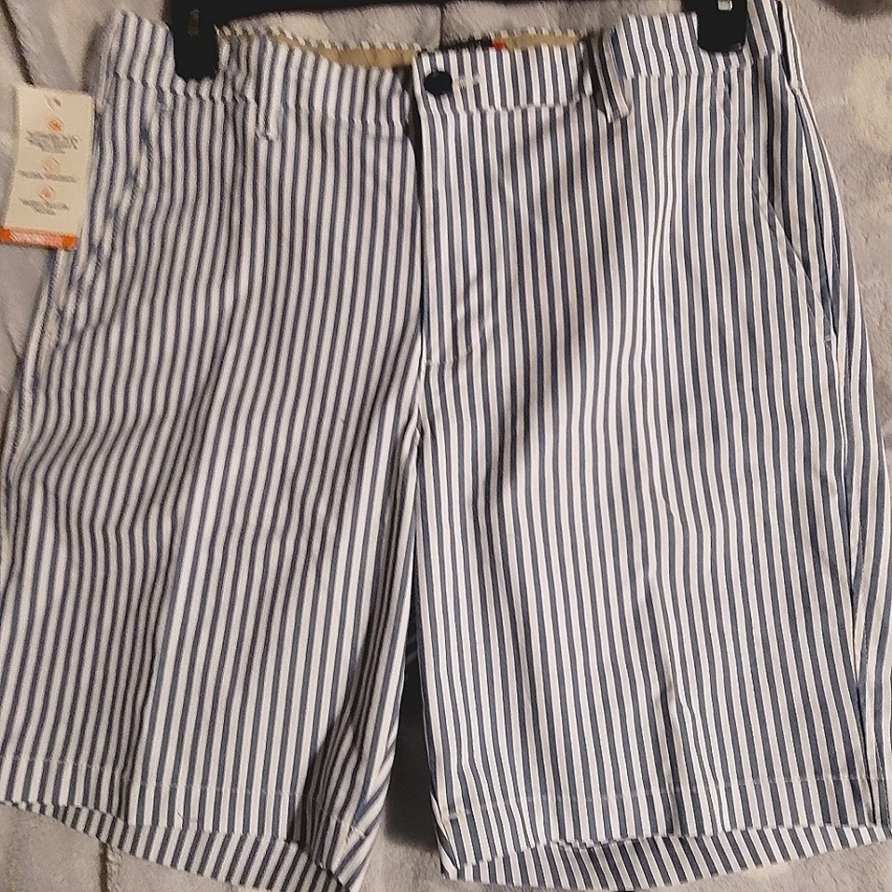 Dockers Mens Ultimate Shorts Supreme Flex, Size 33, Blue/White